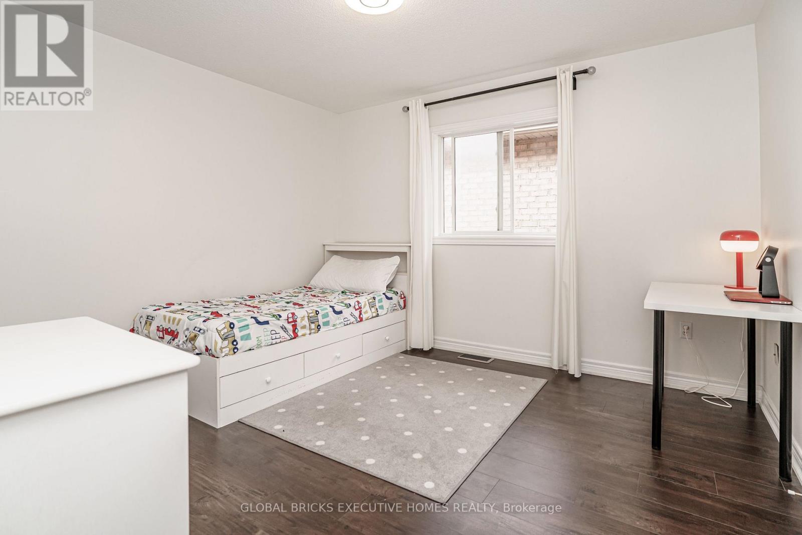 3435 ARTESIAN DRIVE - 27