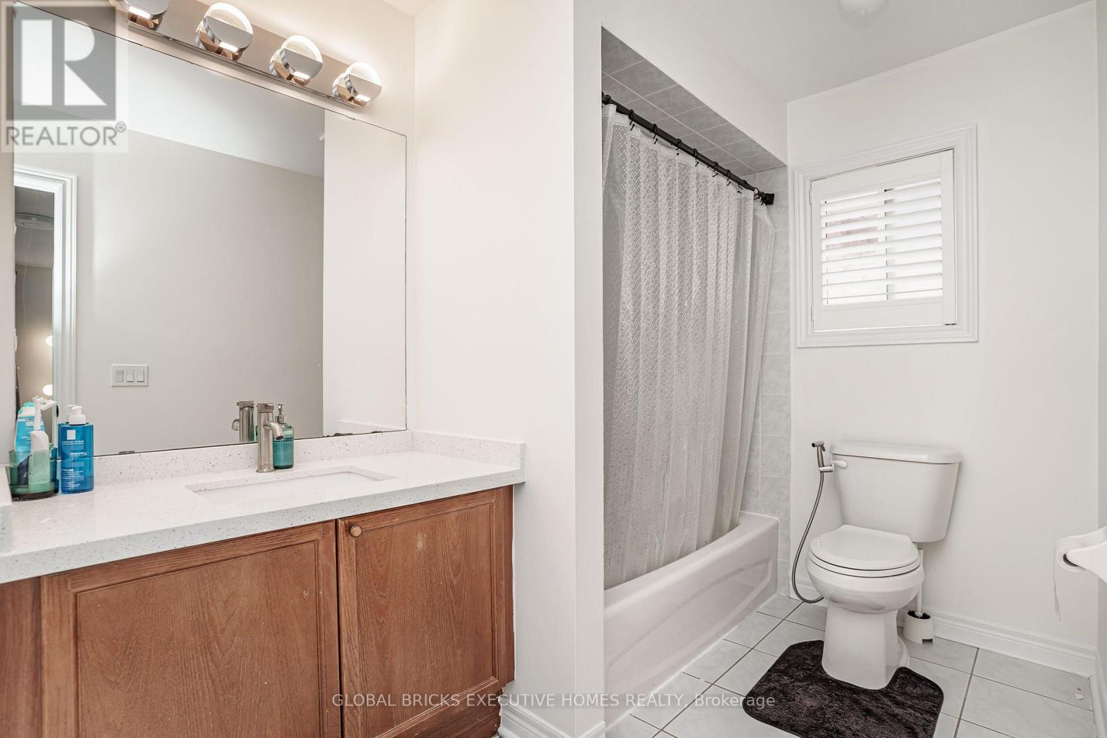 3435 ARTESIAN DRIVE - 35