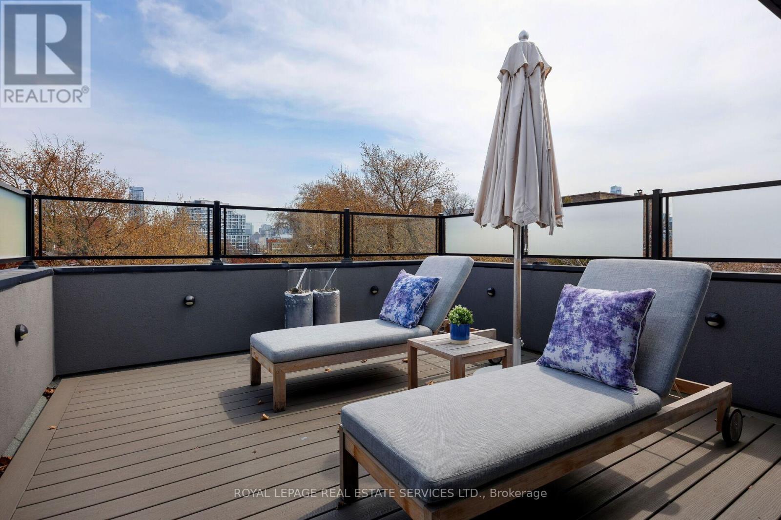 121 MARKHAM STREET - 29