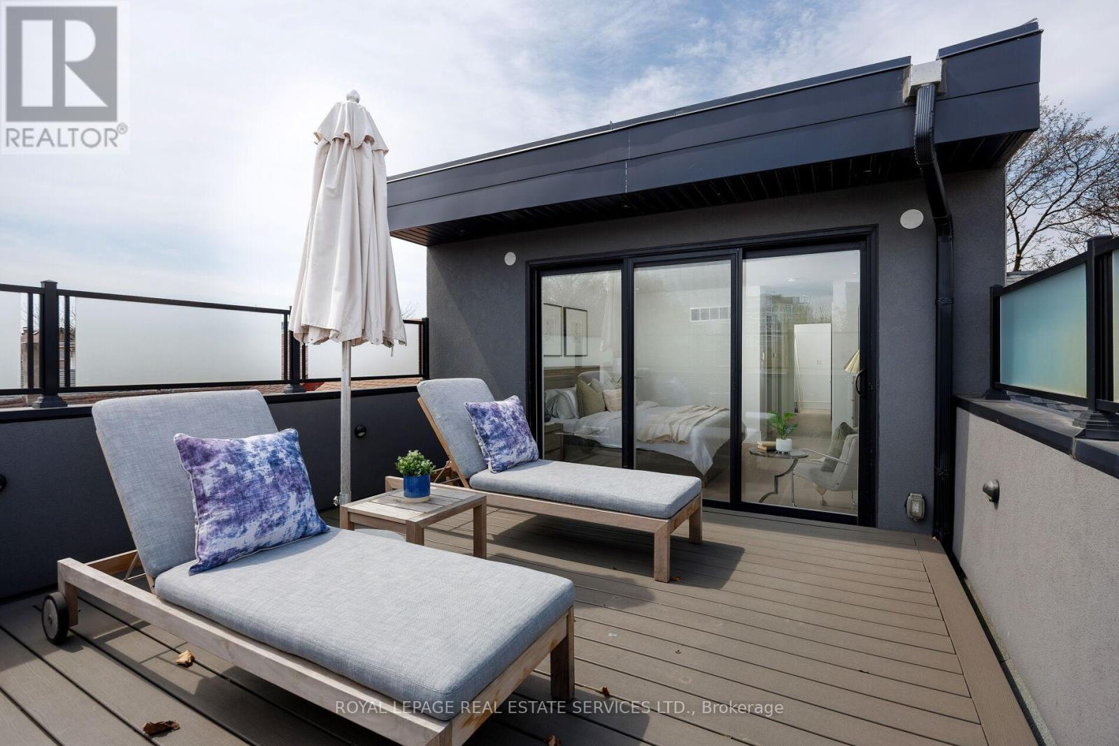 121 MARKHAM STREET - 30