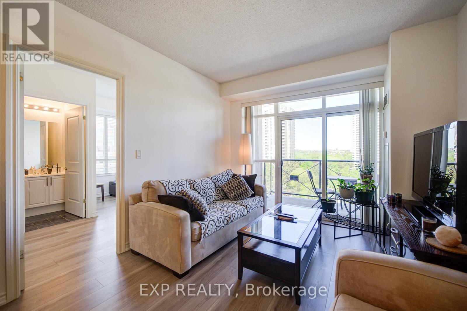 #808 133 WYNFORD DRIVE - 18