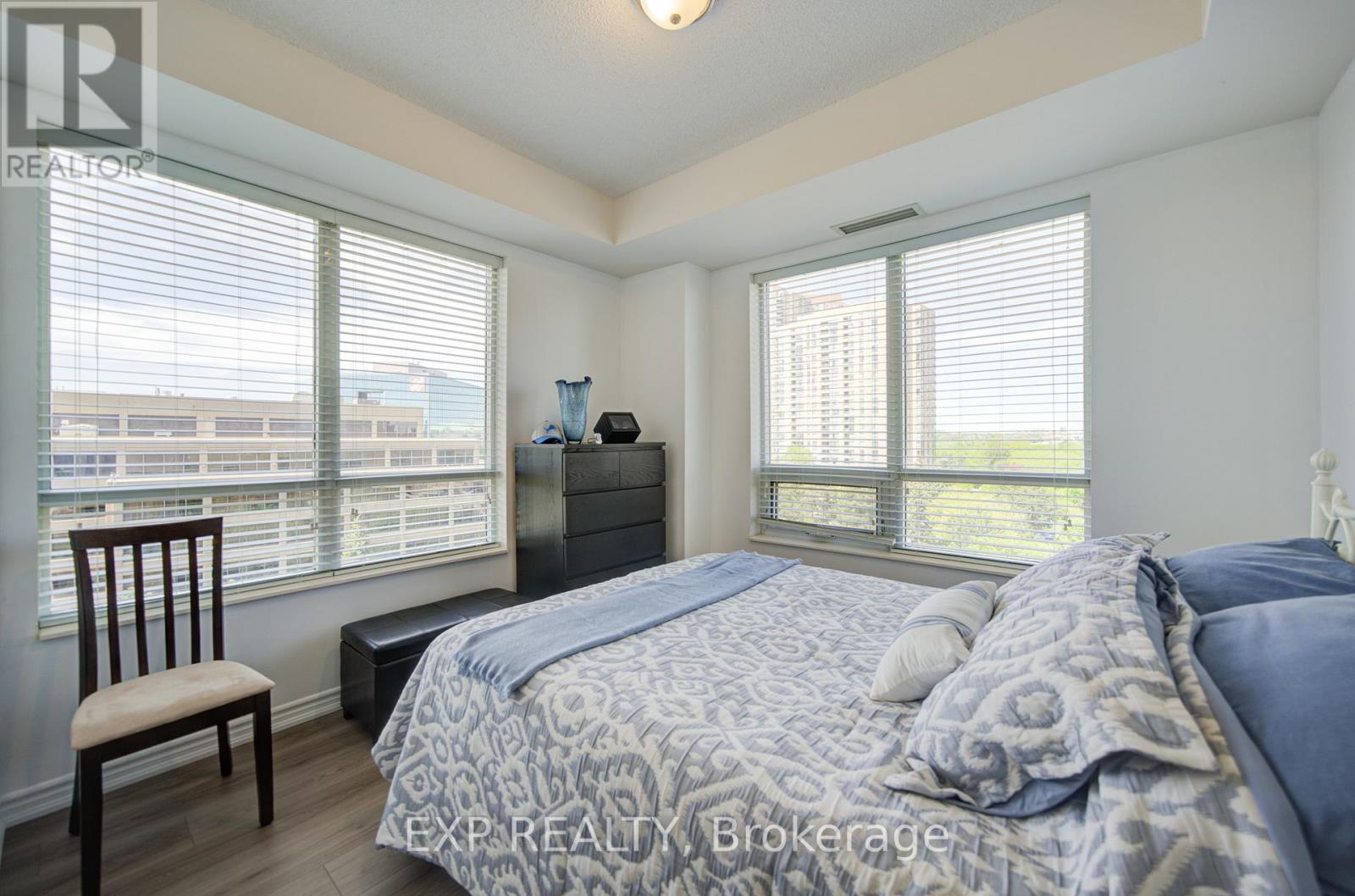#808 133 WYNFORD DRIVE - 26