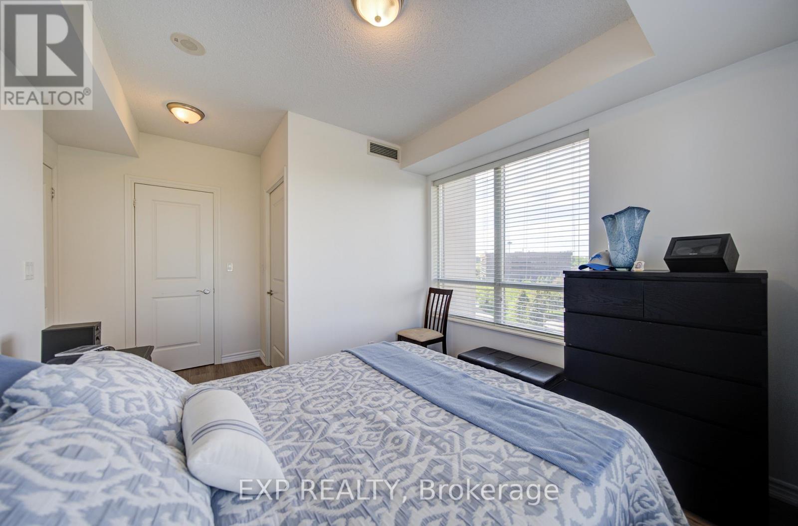 #808 133 WYNFORD DRIVE - 30