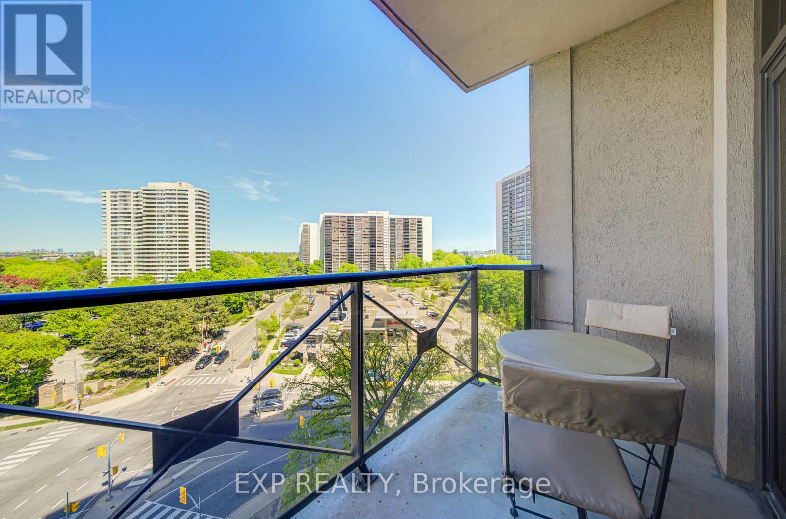 #808 133 WYNFORD DRIVE - 34