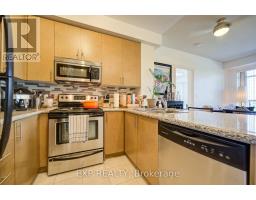 808 - 133 Wynford Drive, Toronto, ON M3C1K1 Photo 10
