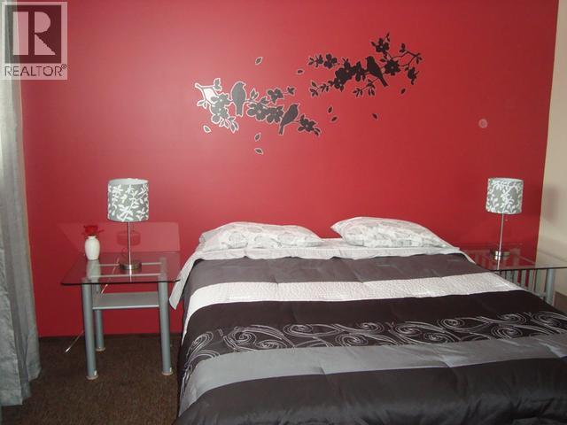 114 KITZA AVENUE - 5
