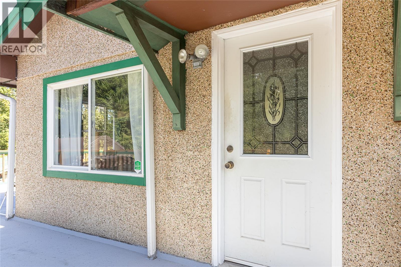 10695 Chemainus Rd - 5