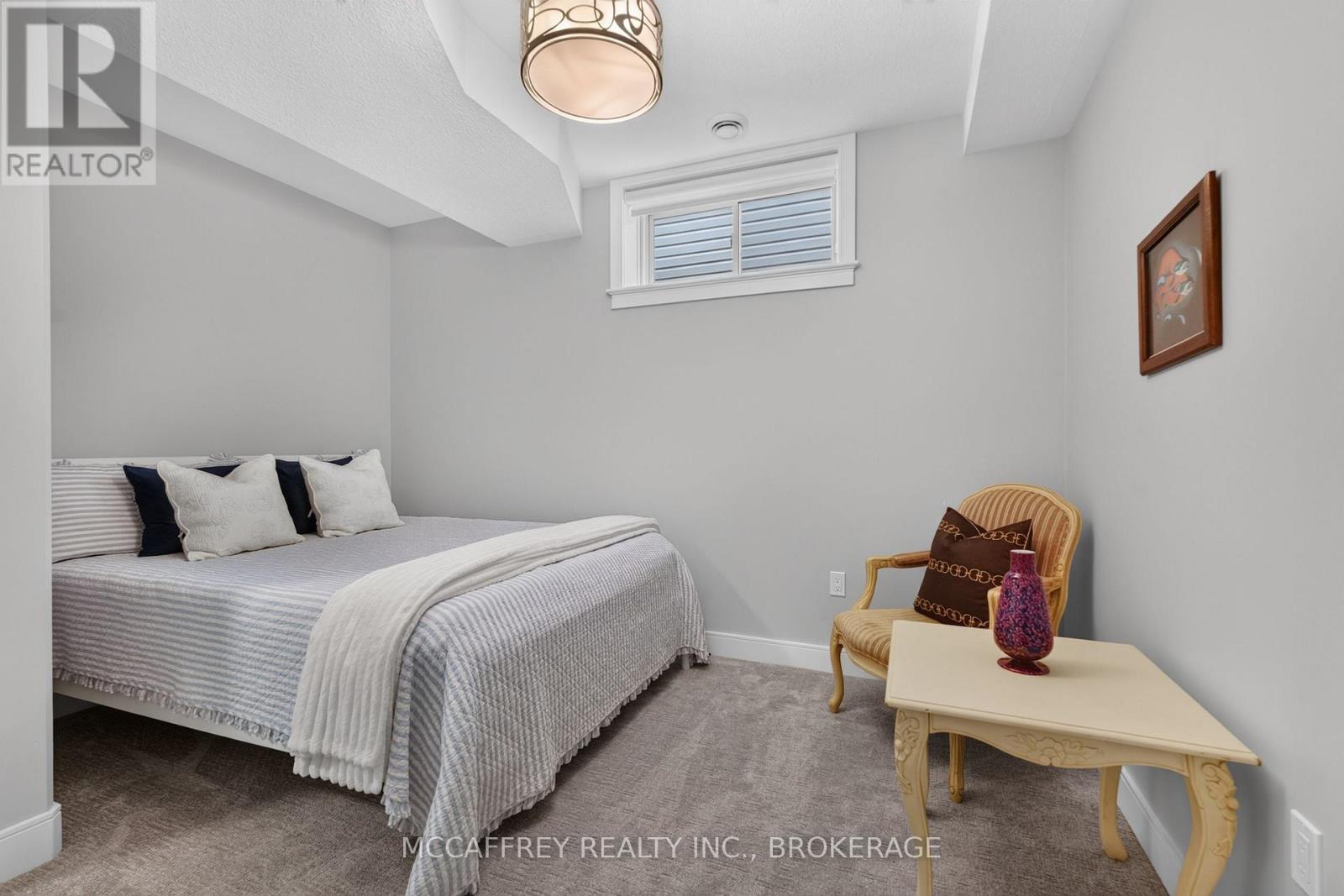 138 BRENNAN CRESCENT - Image 32