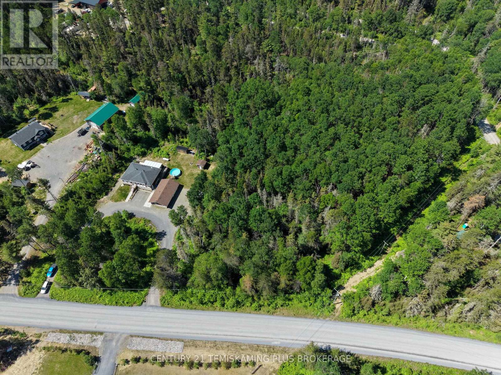 877804 BASS LAKE ROAD - 43