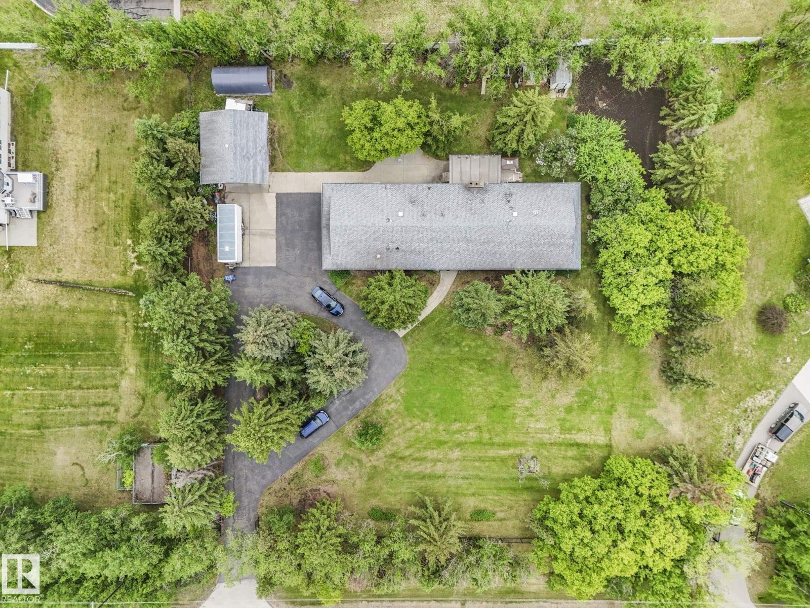 11921 231 ST NW - 11