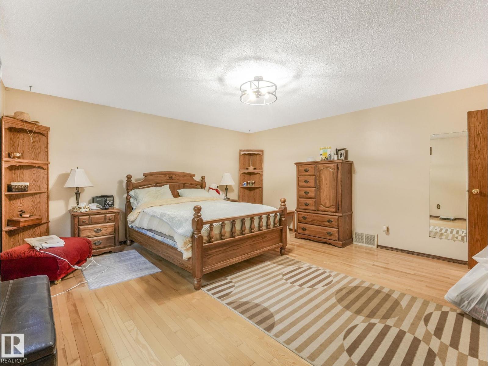 11921 231 ST NW - 64