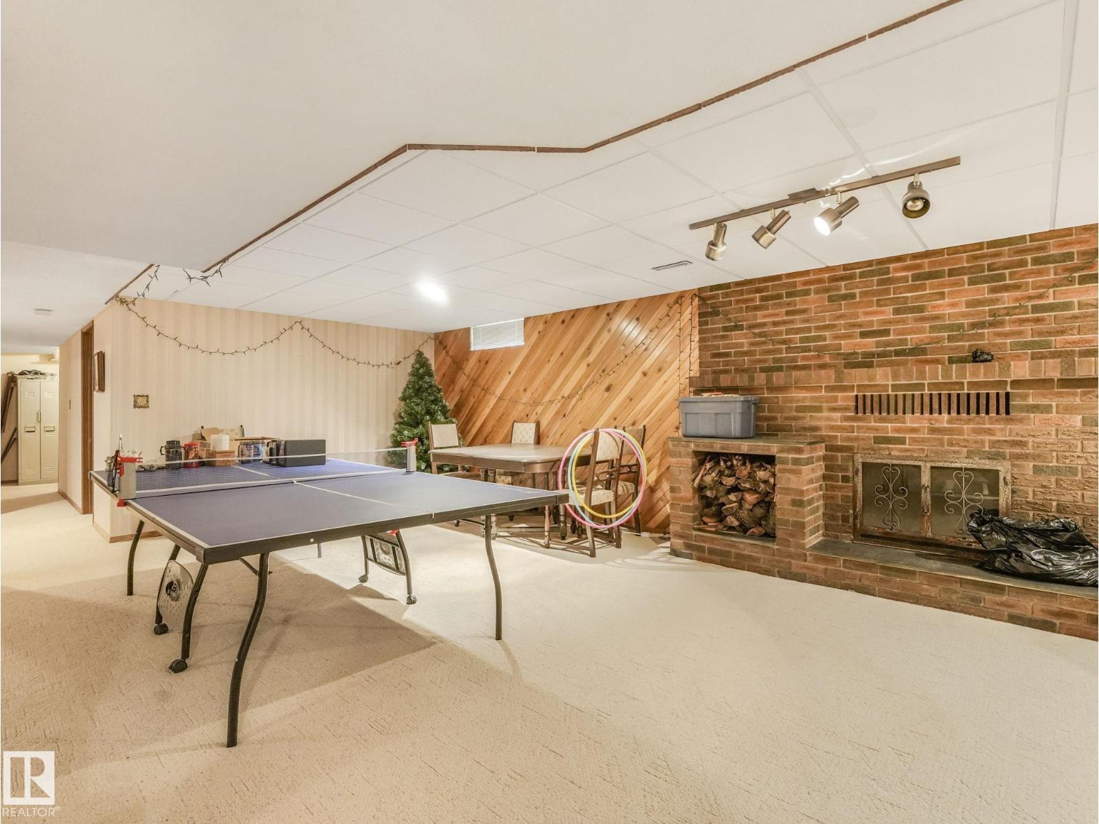 11921 231 ST NW - 71