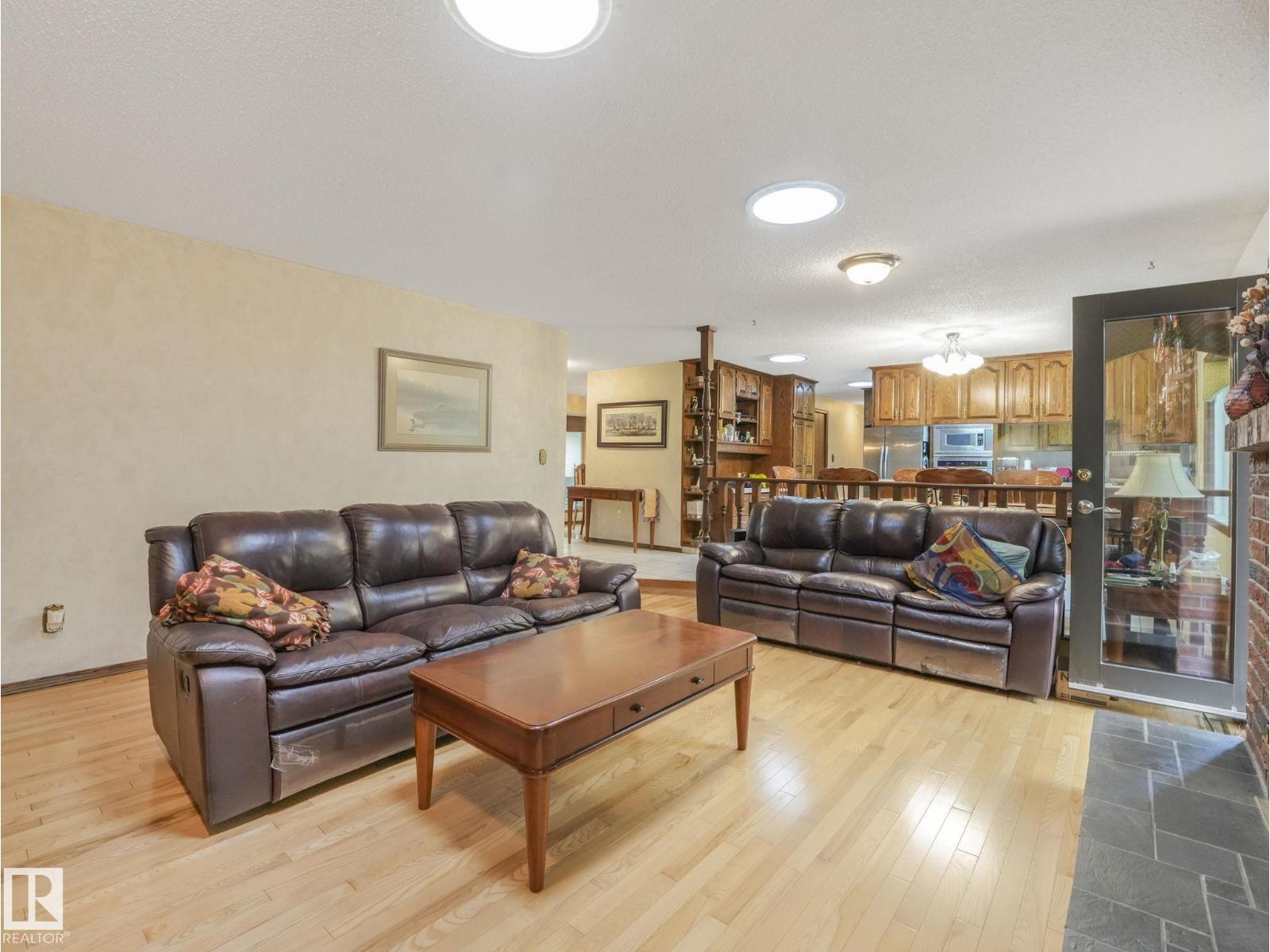 11921 231 ST NW - 33
