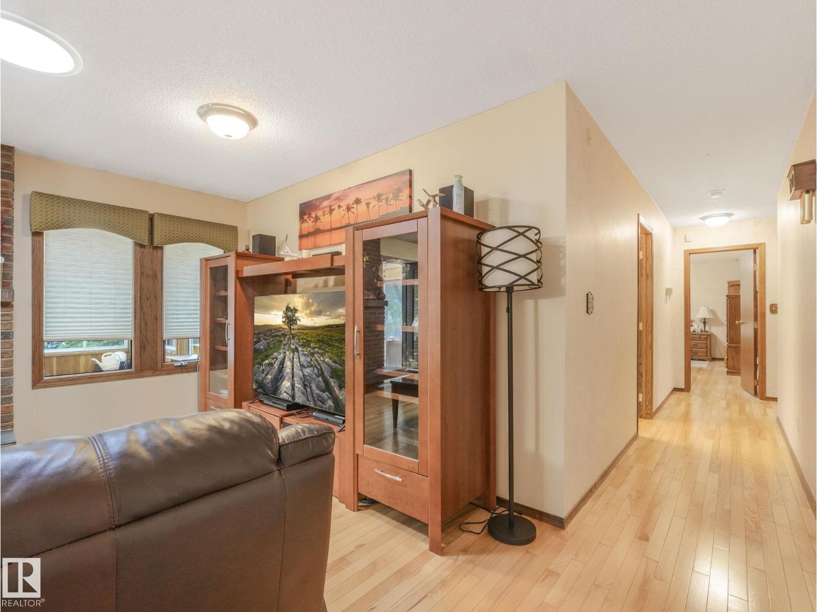 11921 231 ST NW - 35
