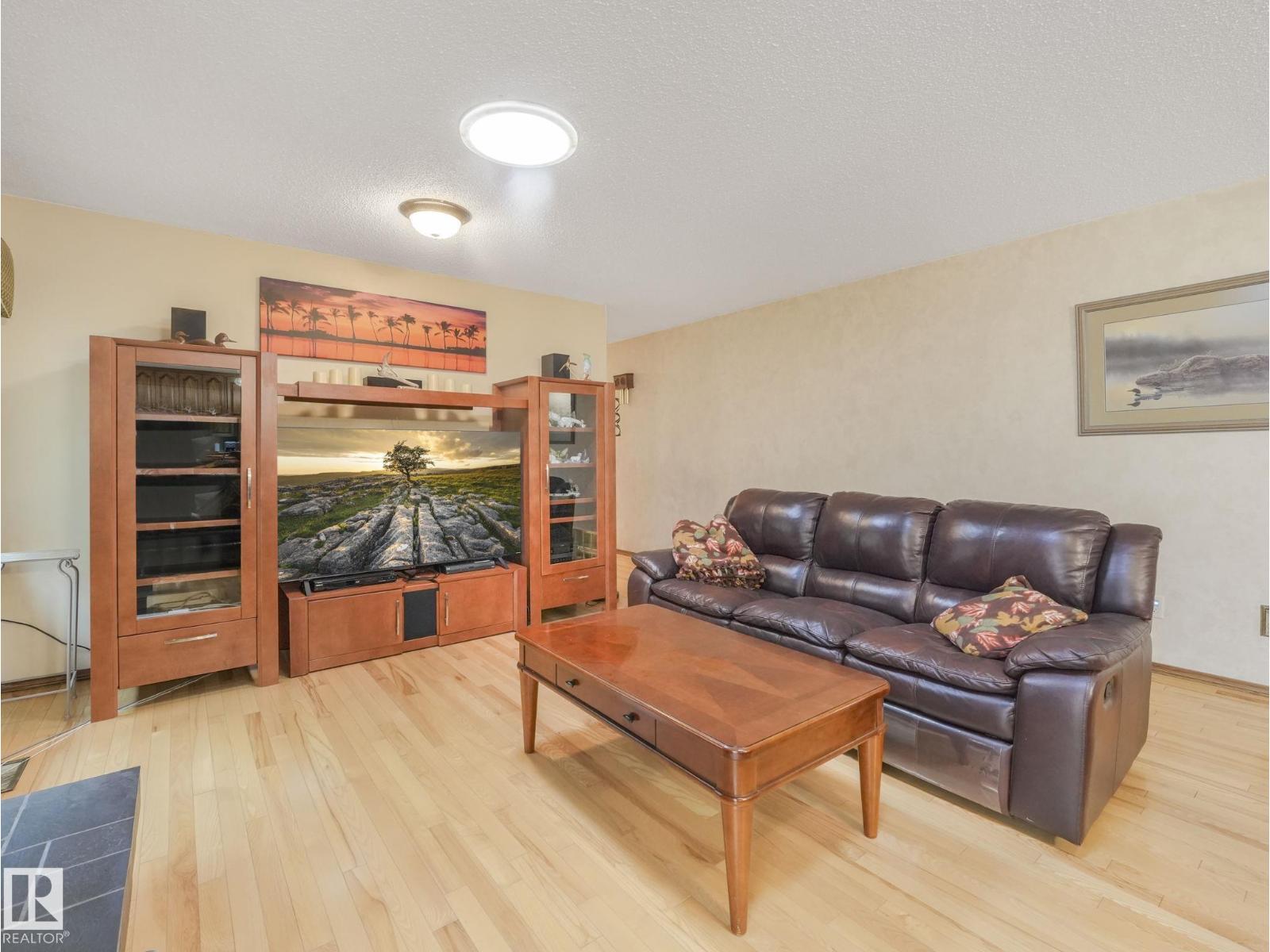11921 231 ST NW - 32
