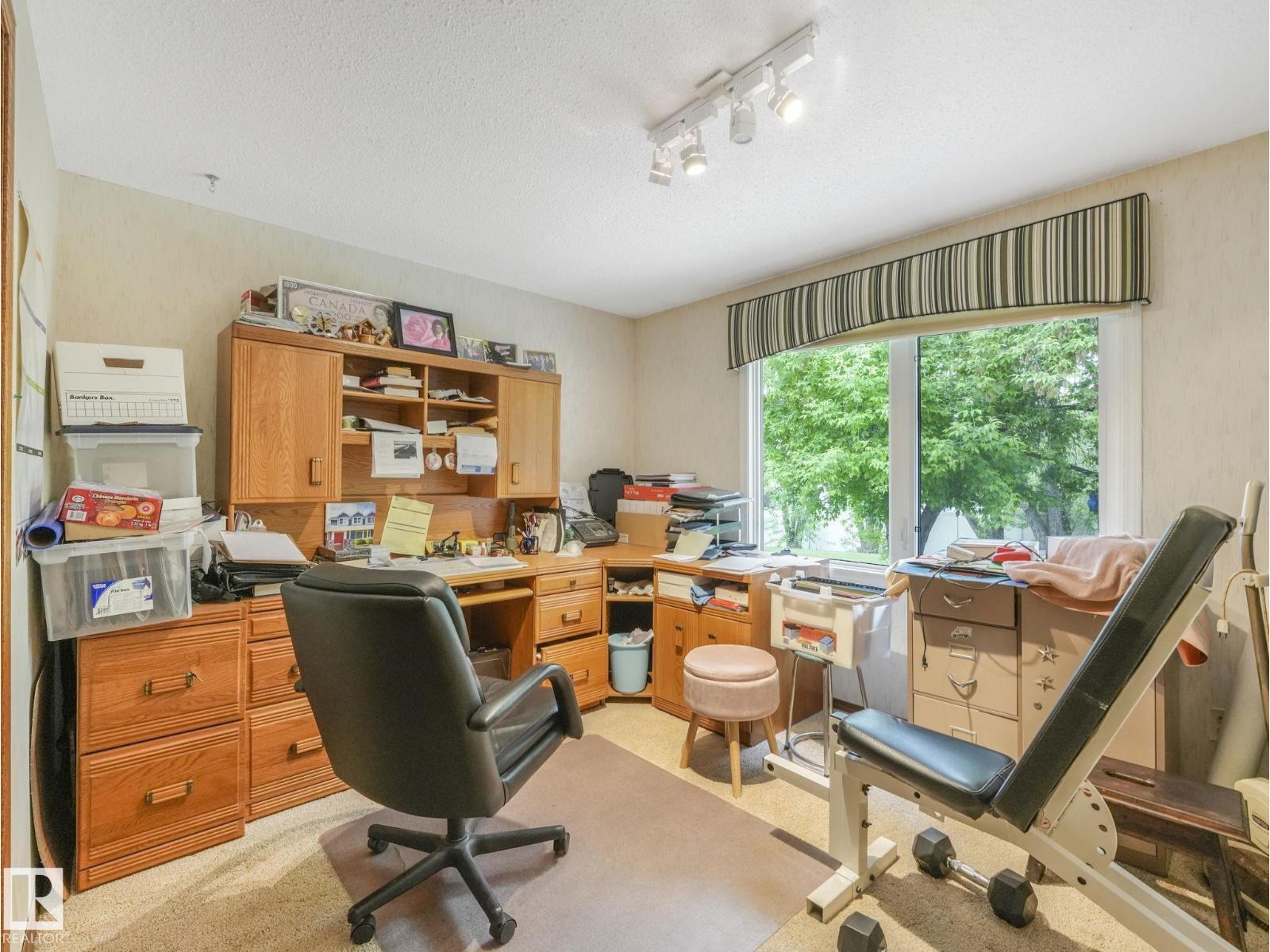 11921 231 ST NW - 37
