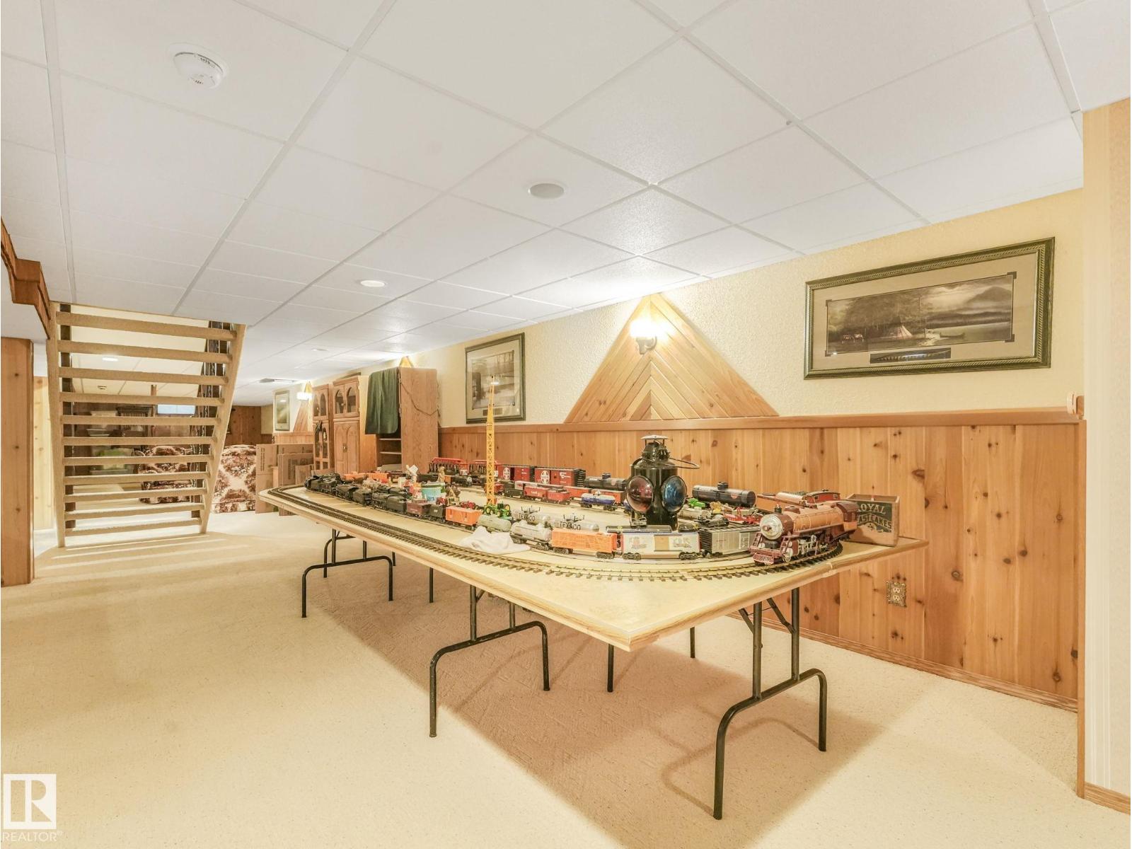 11921 231 ST NW - 69