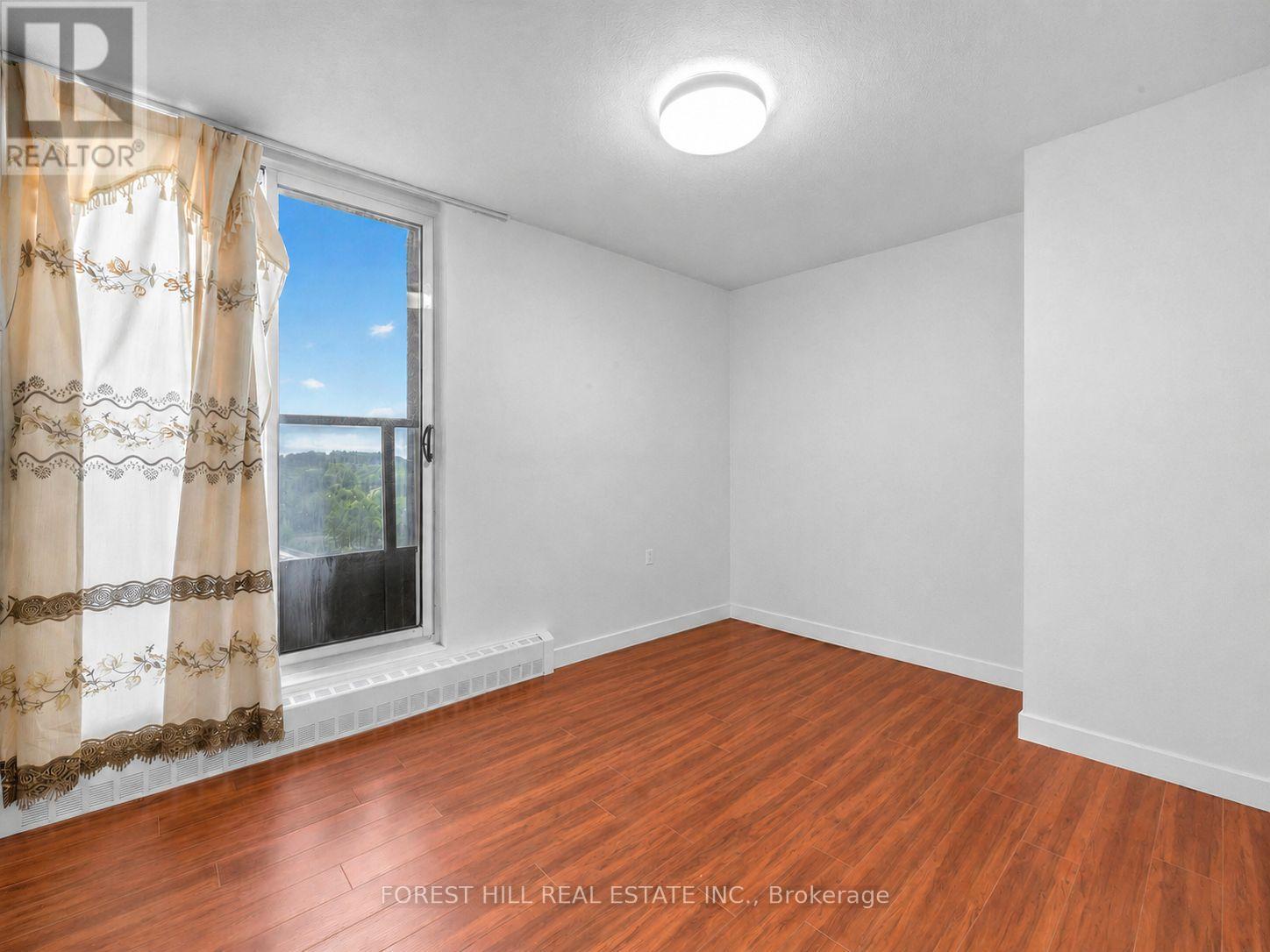 #1104 4101 SHEPPARD AVENUE E - 17