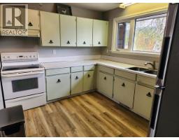 116 Kitza Avenue, Faro, YT Y0B1K0 Photo 6