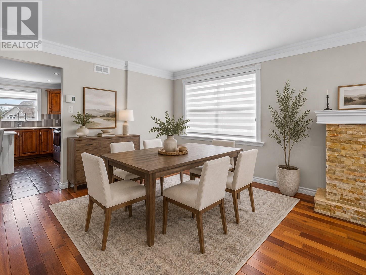 2 Russ Howard Street - 13