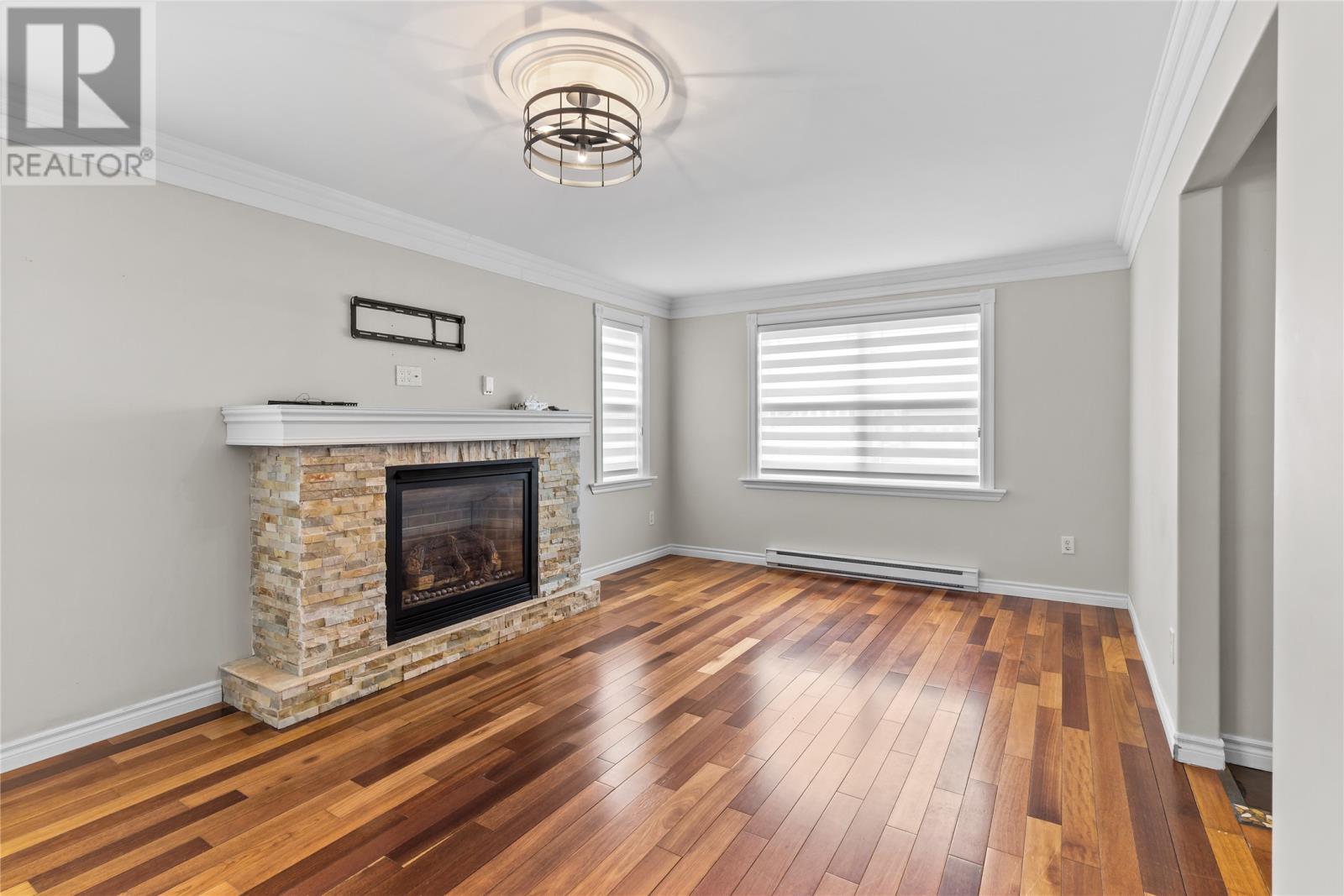 2 Russ Howard Street - 19