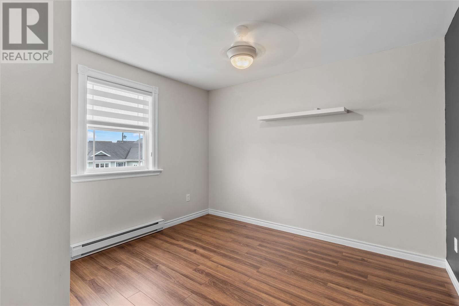 2 Russ Howard Street - 26