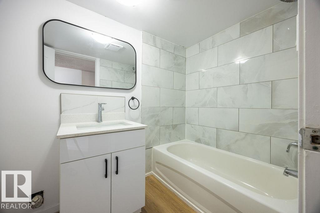 12822/12824 123 ST NW - 22