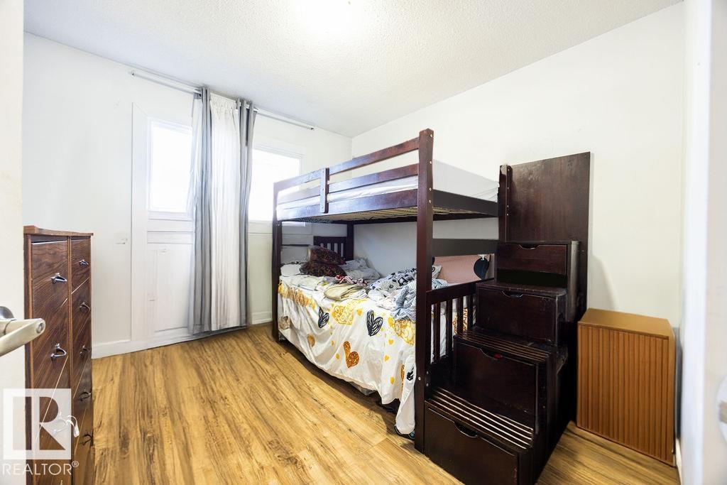 12822/12824 123 ST NW - 35