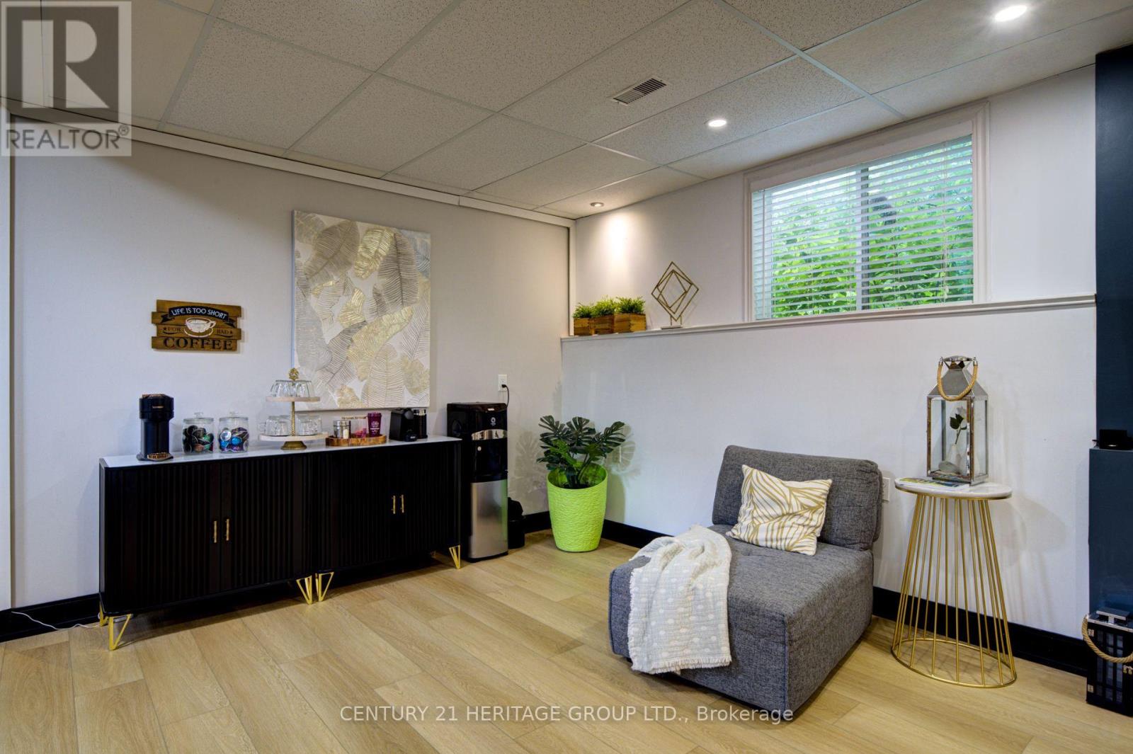 1151 BIRCH ROAD - 17