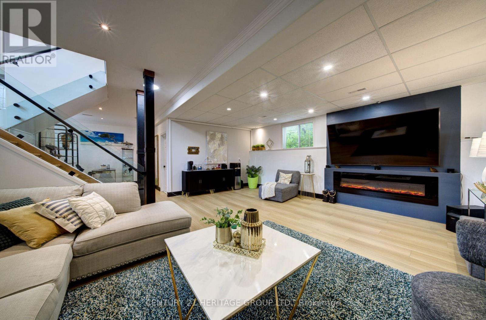1151 BIRCH ROAD - 18