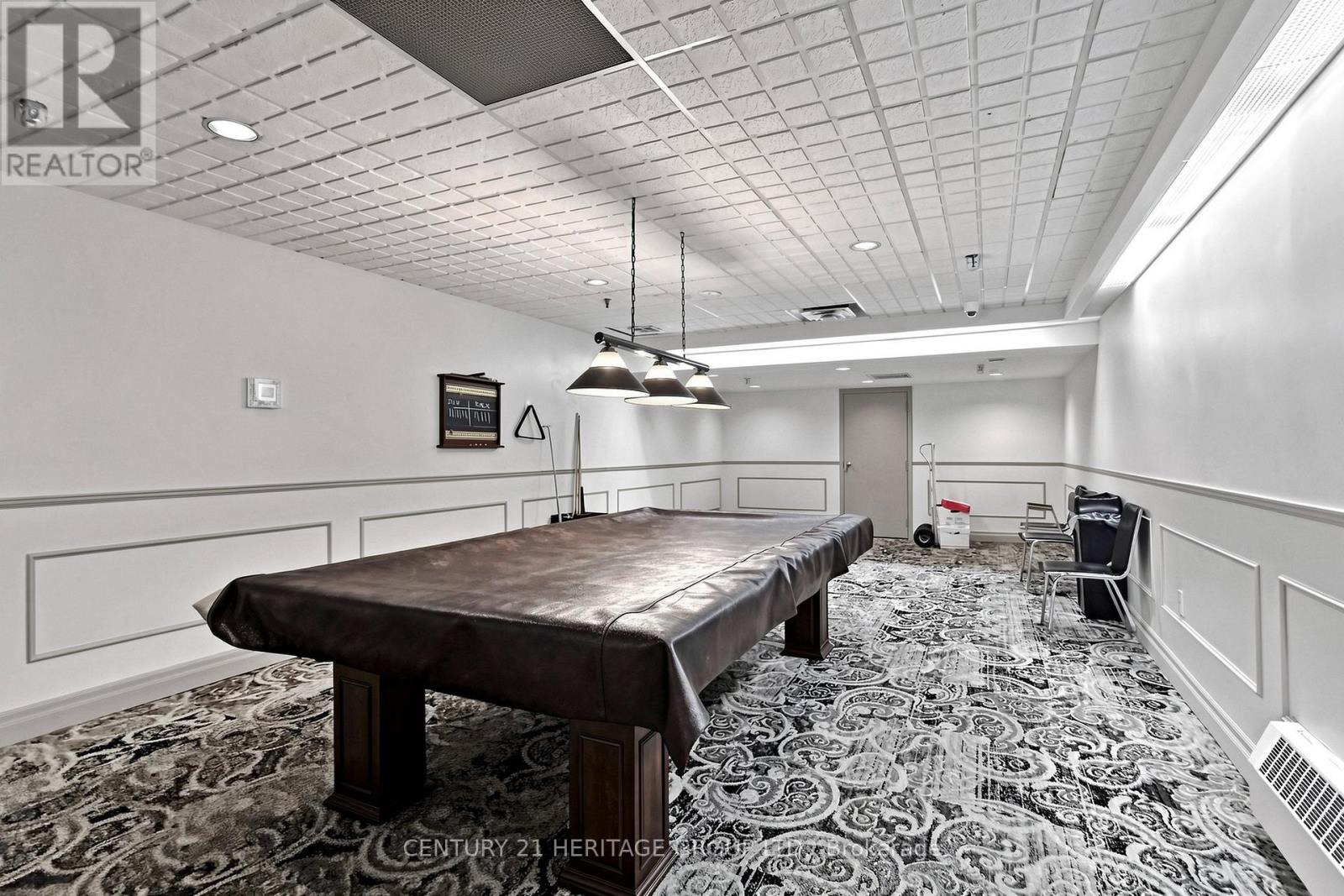 #210 7601 BATHURST STREET - 33