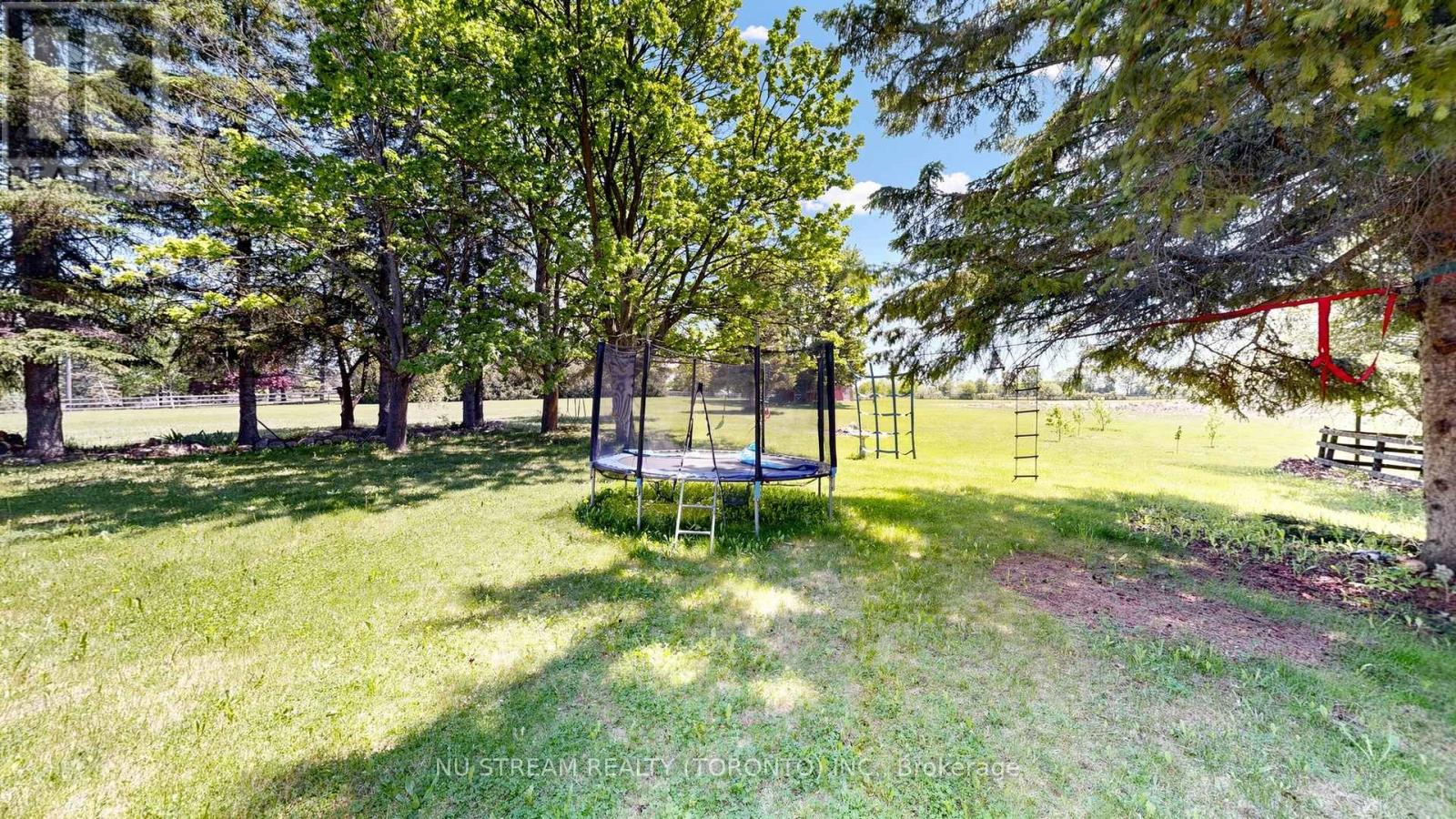 2881 DOANE ROAD - 26