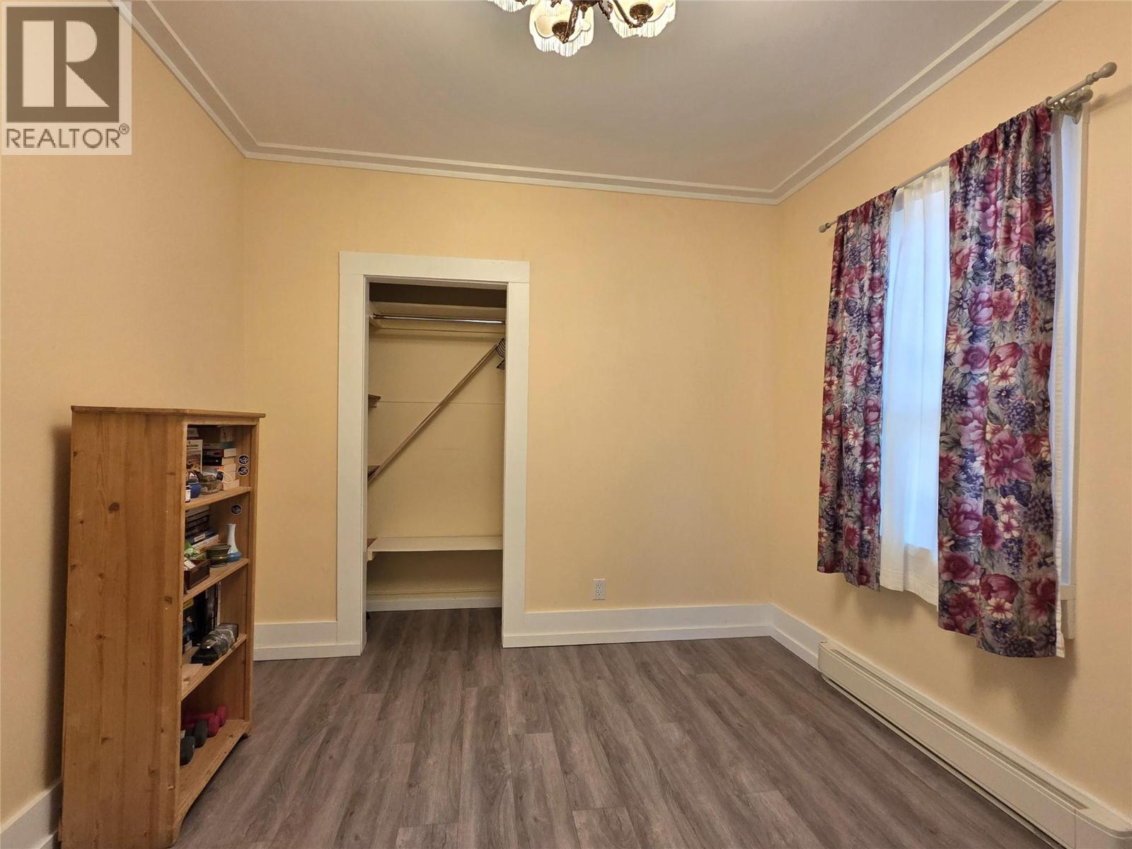 780 CAMERON Avenue - 9