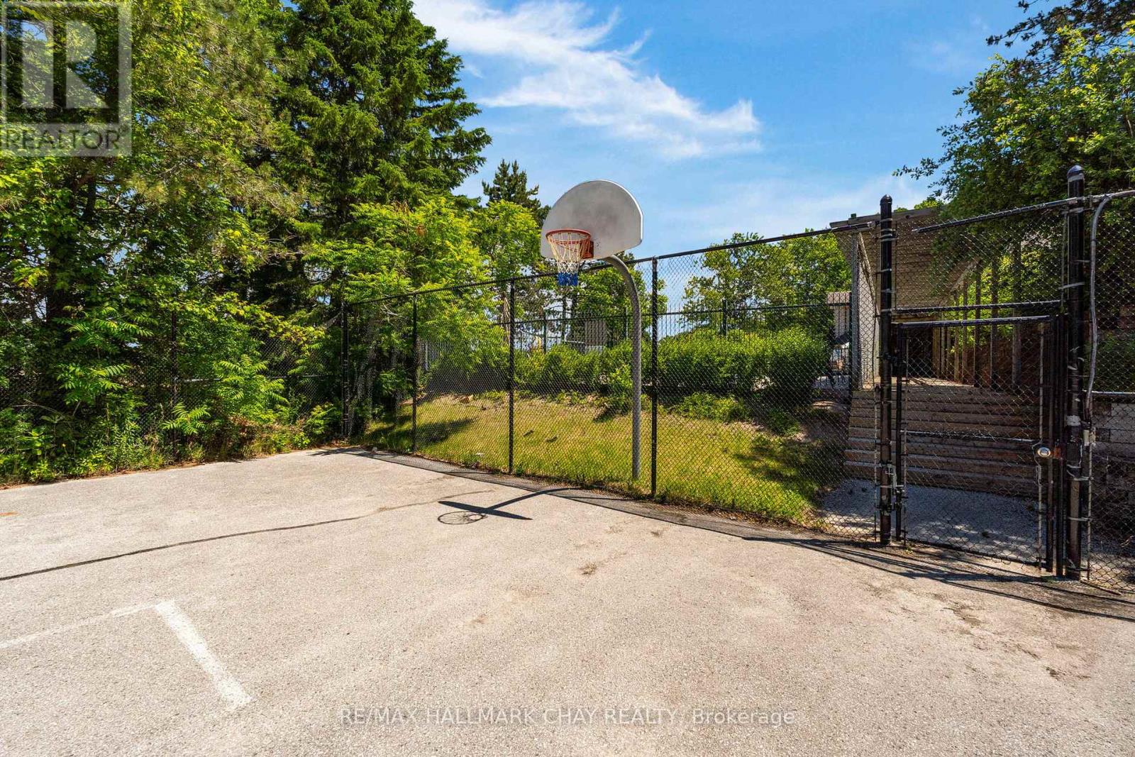 #103 1 QUAIL CRESCENT - 25