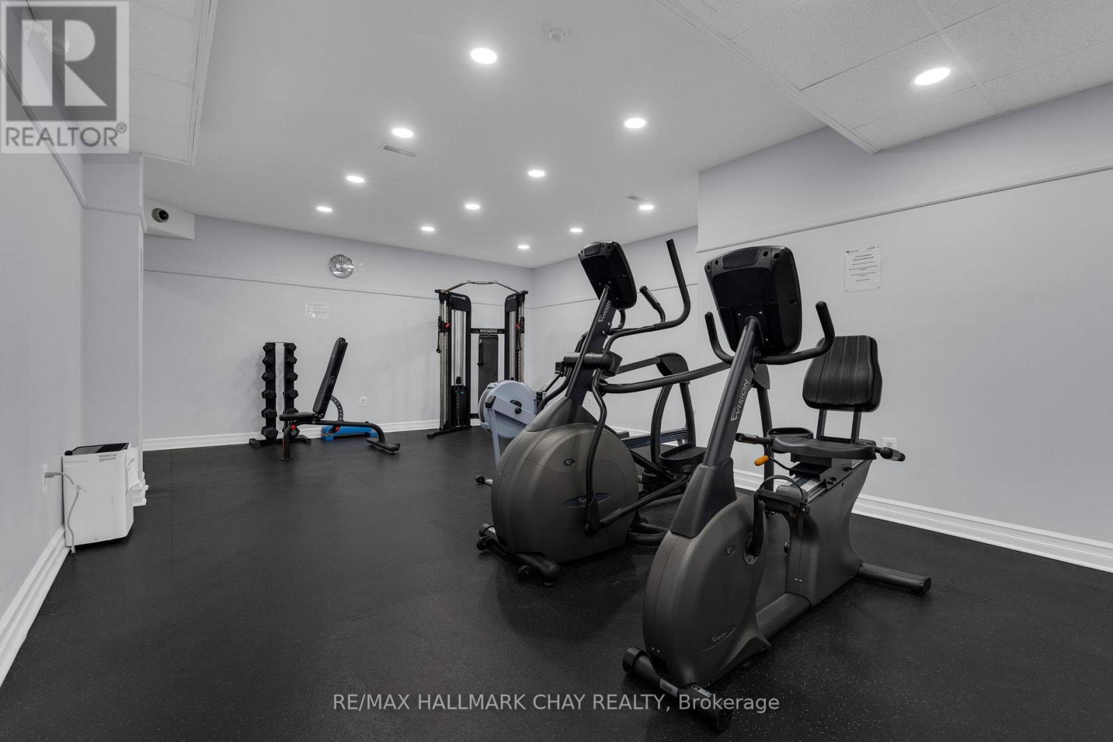 #103 1 QUAIL CRESCENT - 28