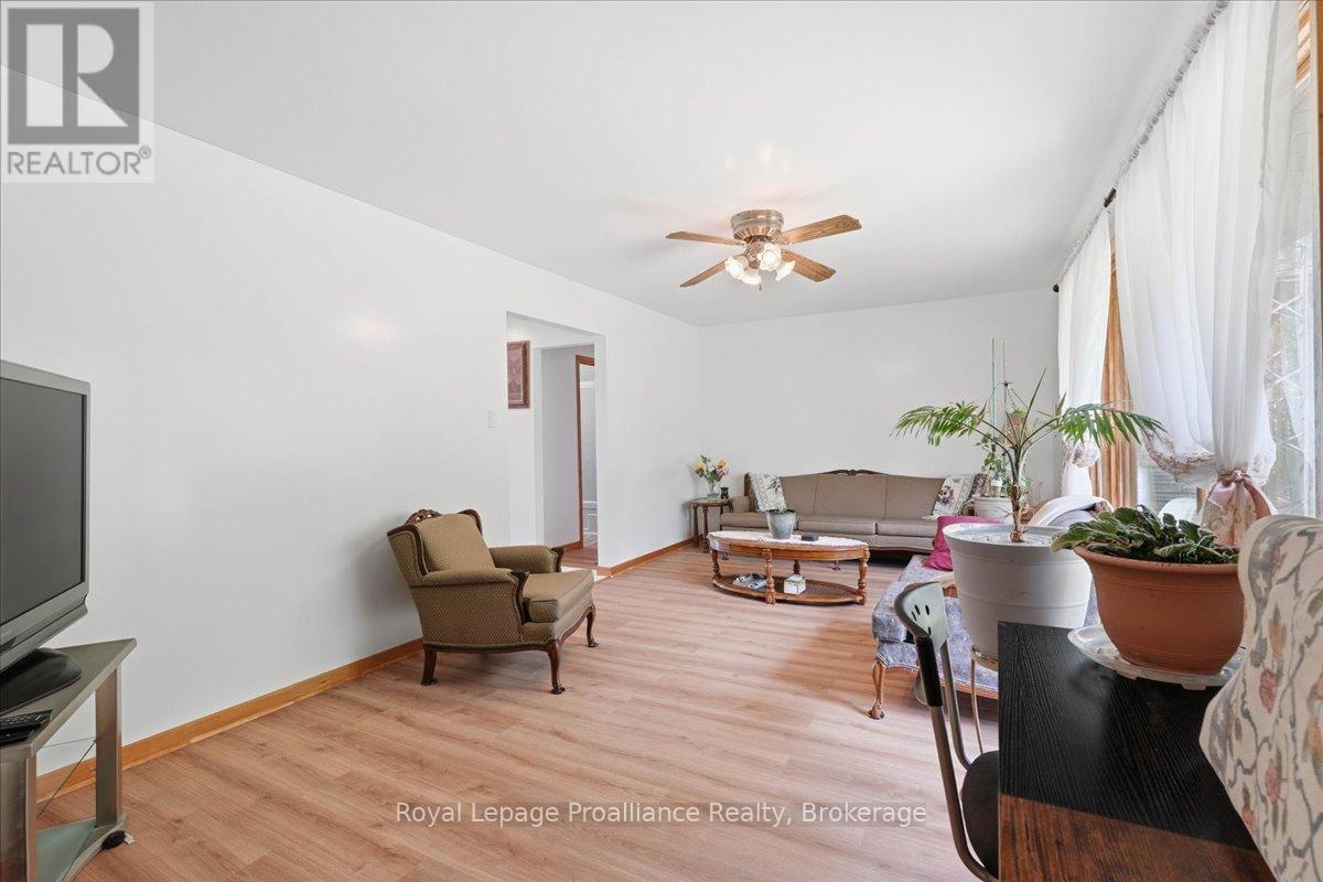 1302 WINGFIELD ROAD - 13