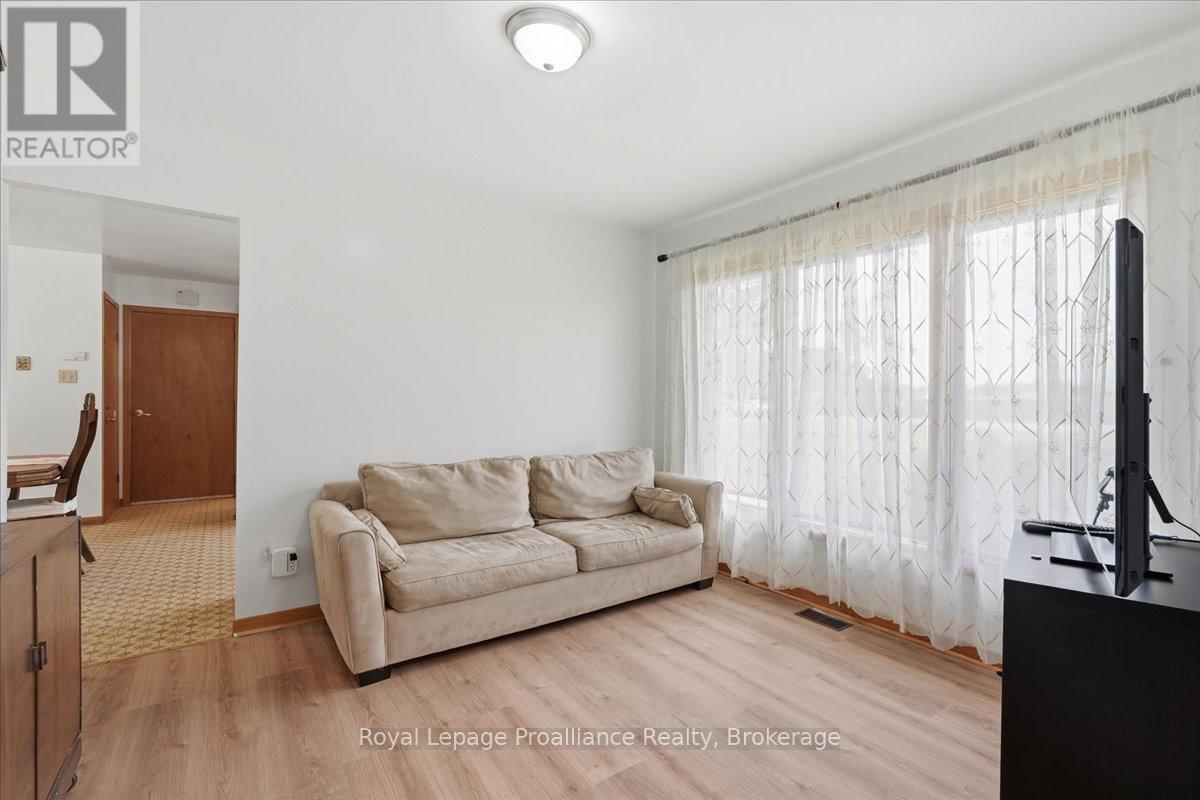 1302 WINGFIELD ROAD - 9
