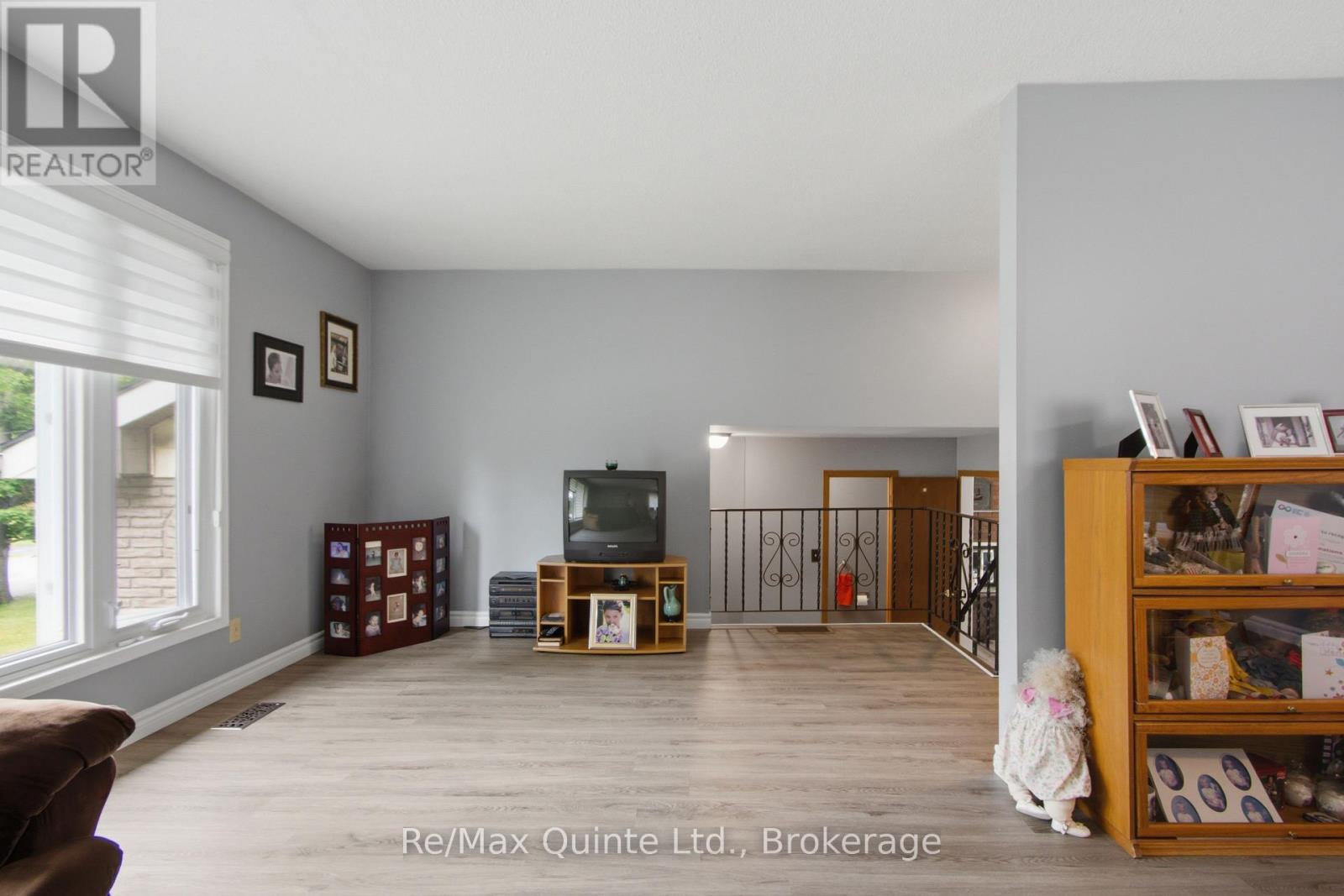525 WHITES ROAD - 19