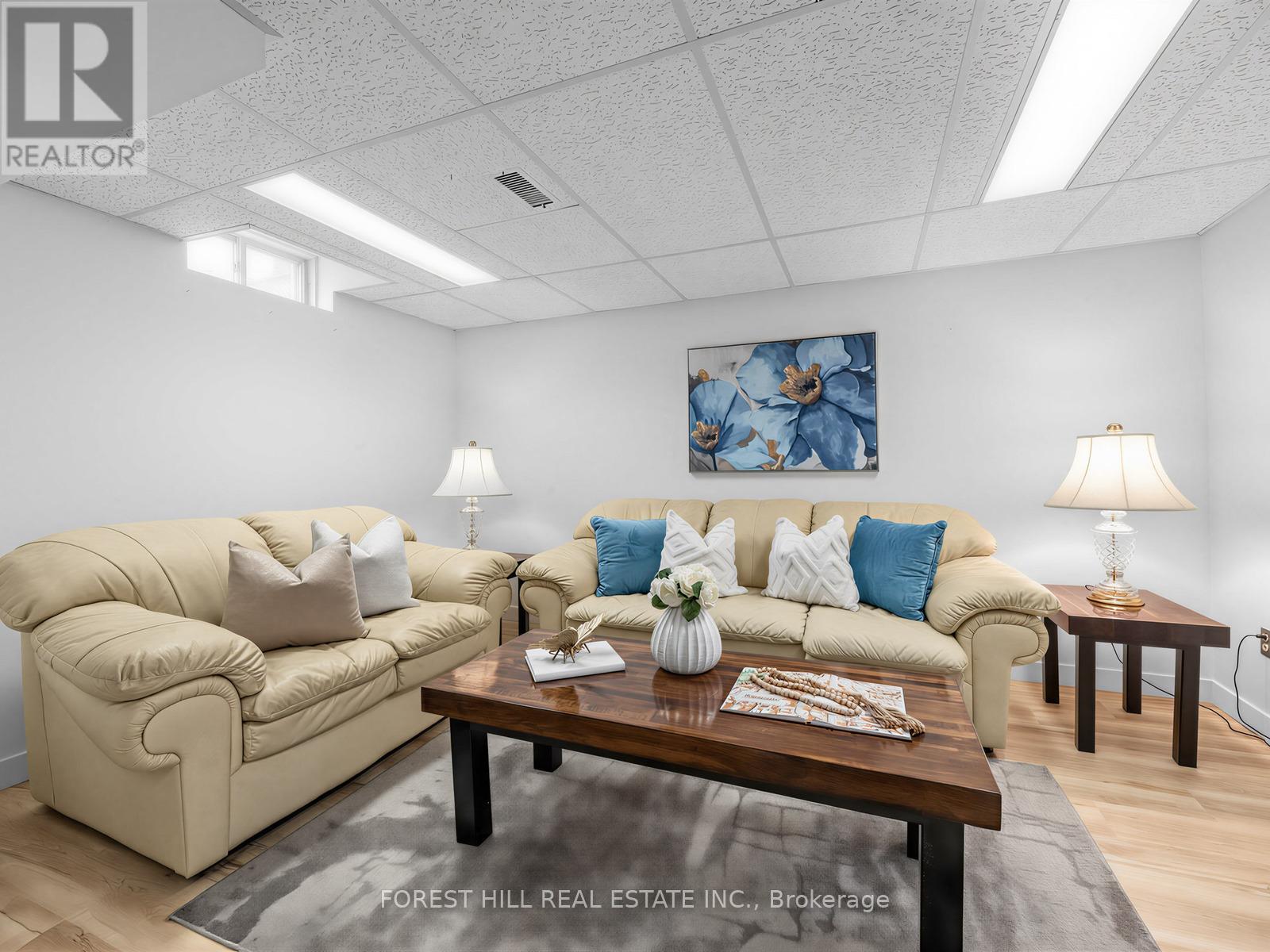39 PRAIRIE ROSE CIRCLE - 42