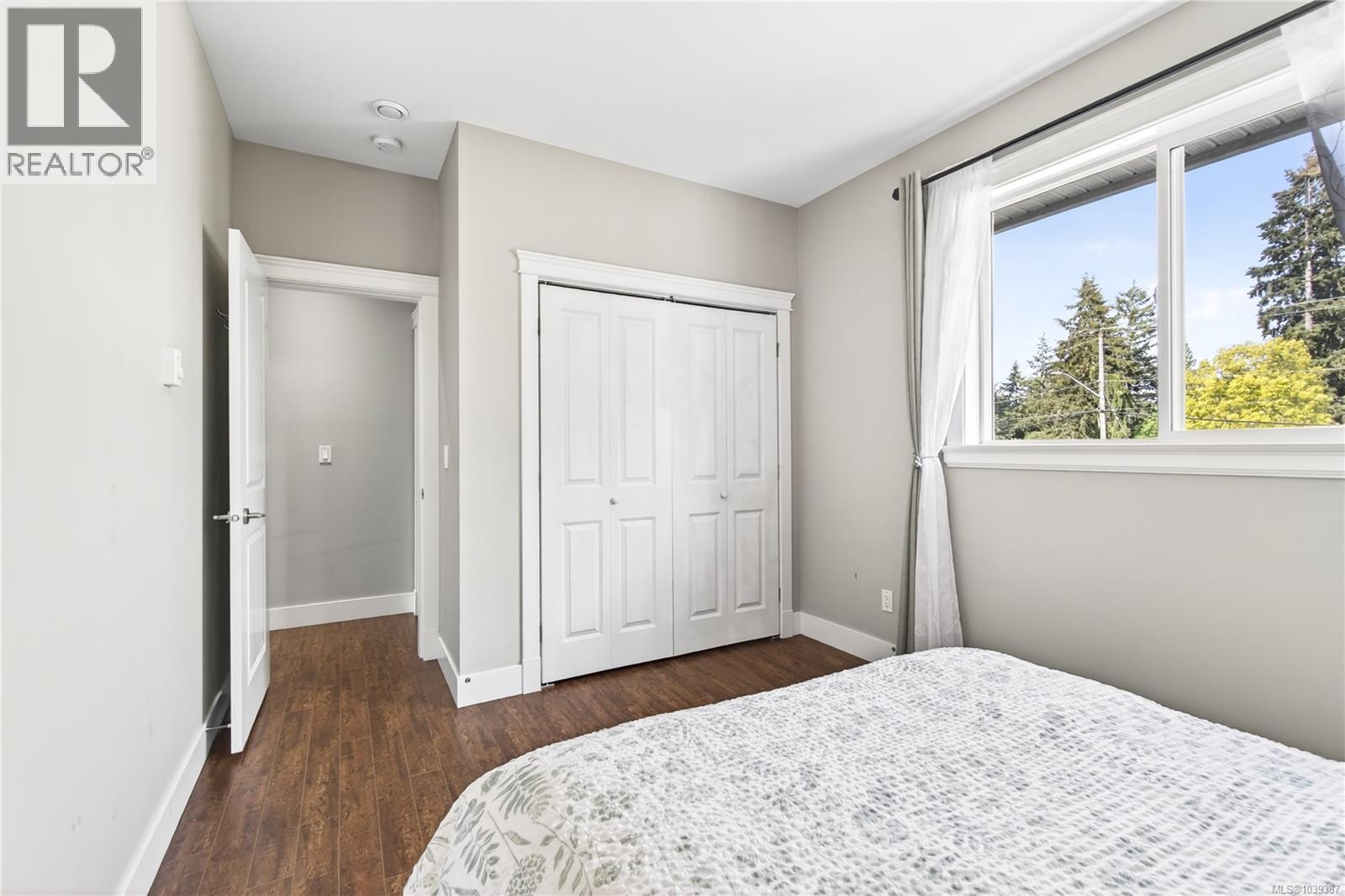 3115 Uplands Dr - 26