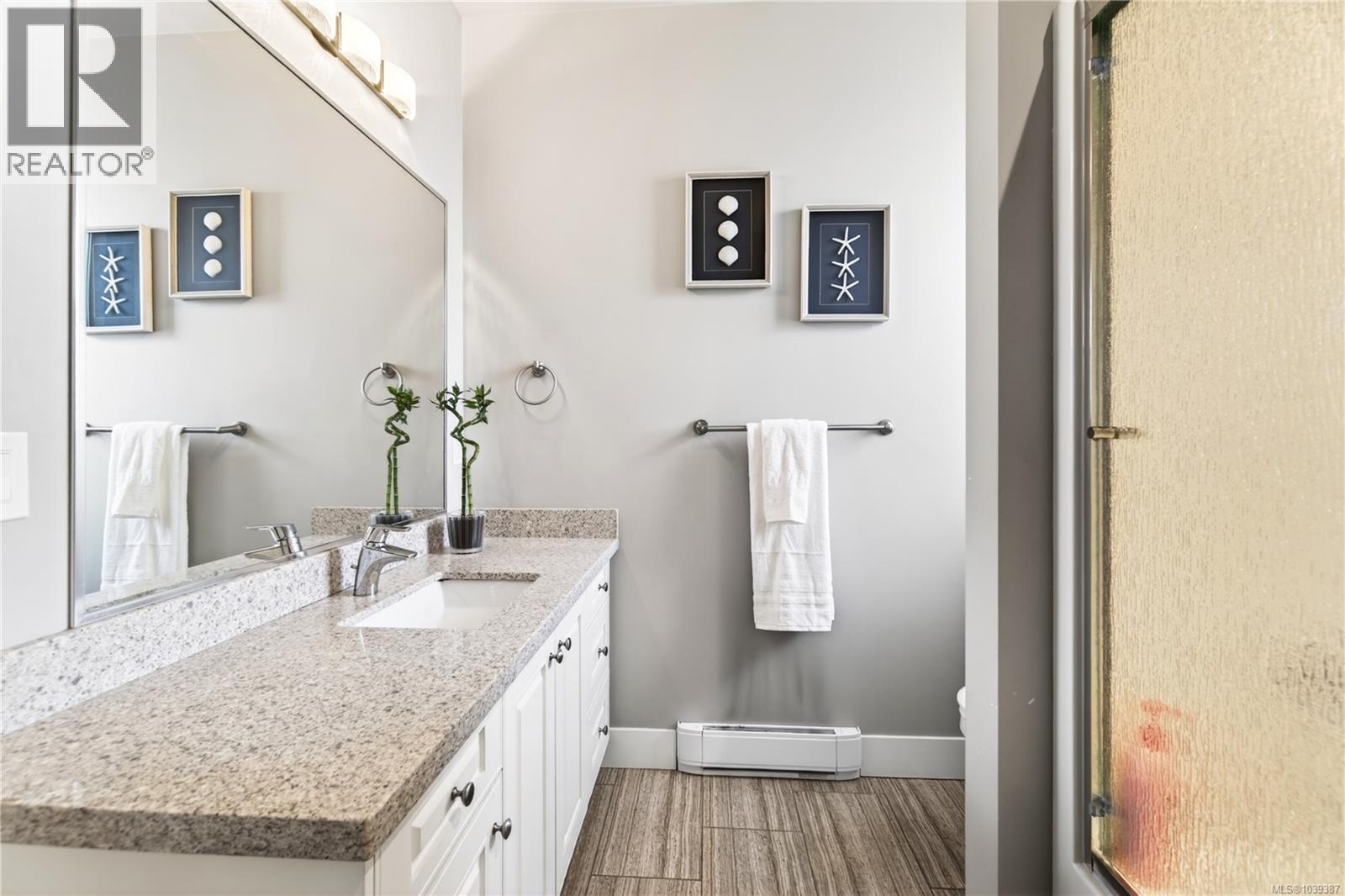 3115 Uplands Dr - 30