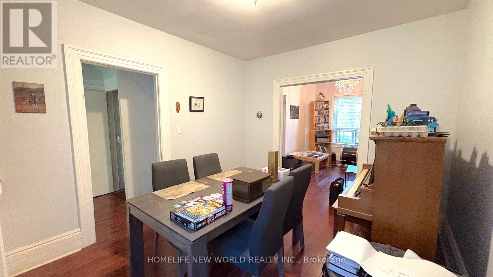 8 BURNFIELD AVENUE - 10