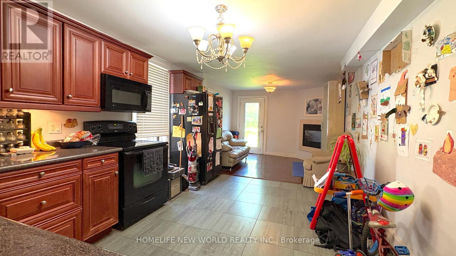 8 BURNFIELD AVENUE - 17