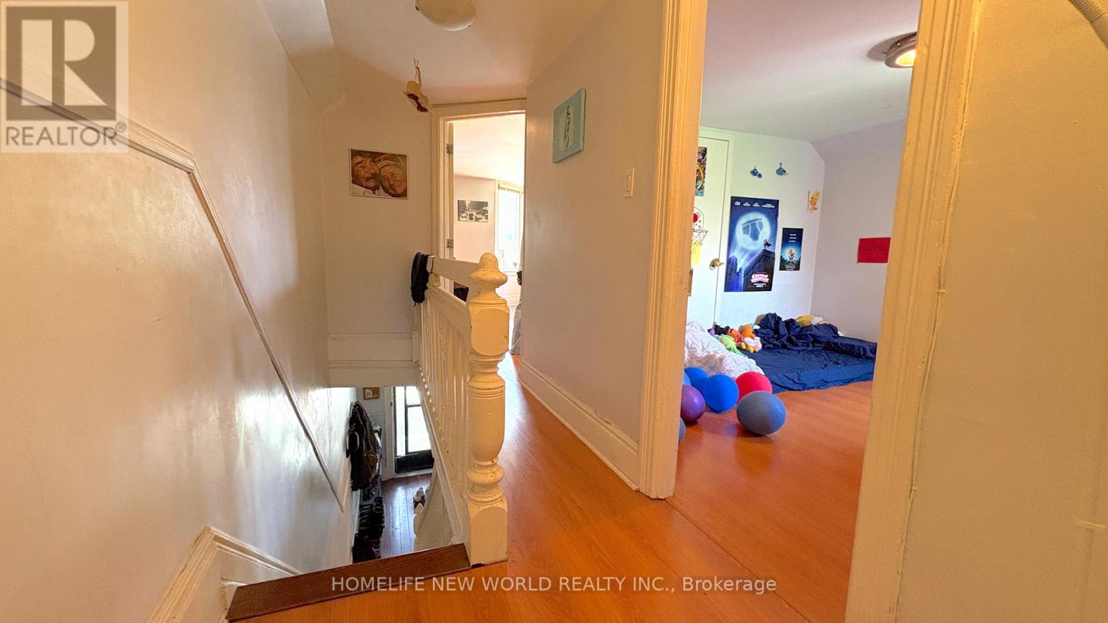 8 BURNFIELD AVENUE - 20