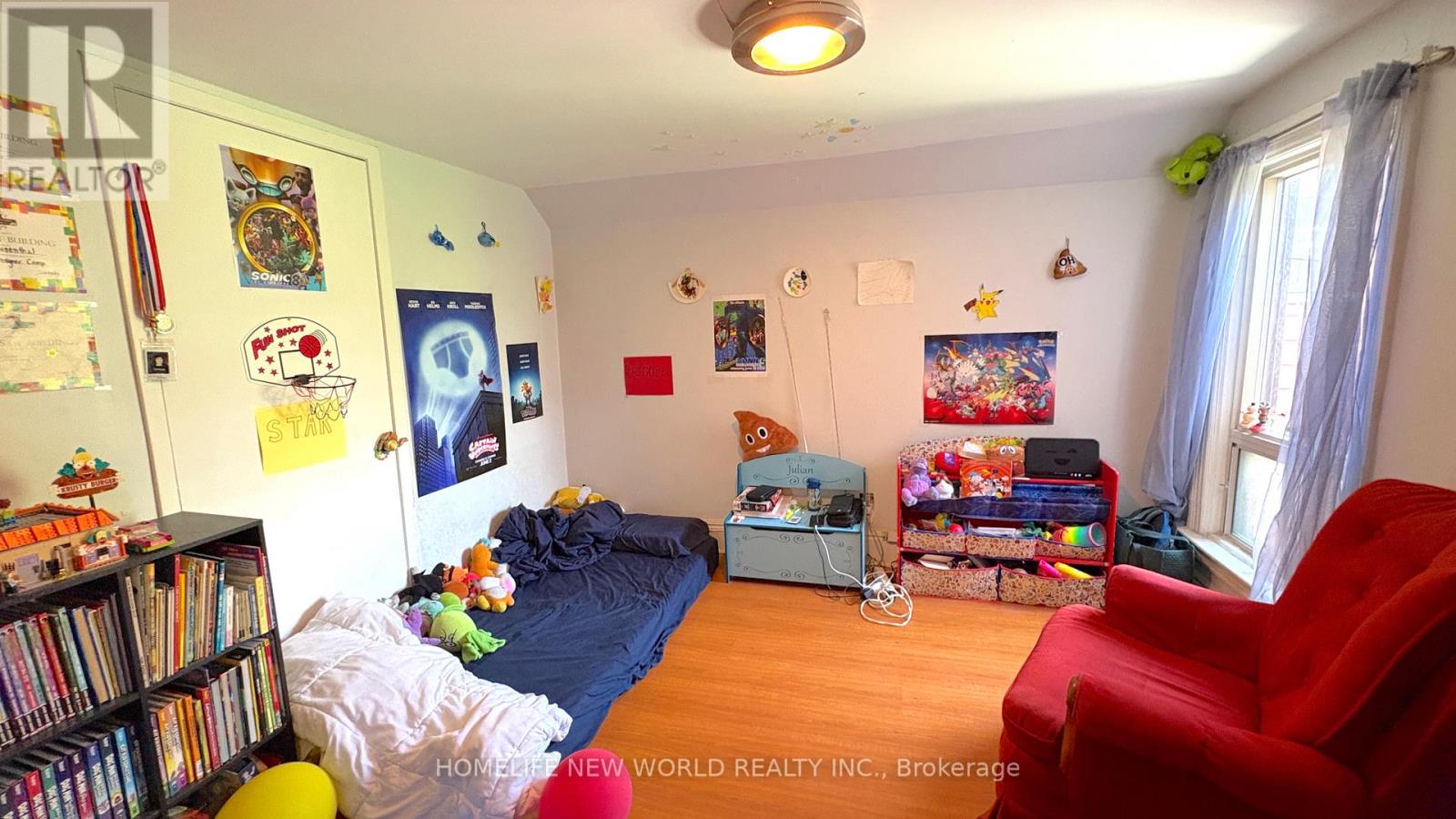 8 BURNFIELD AVENUE - 21