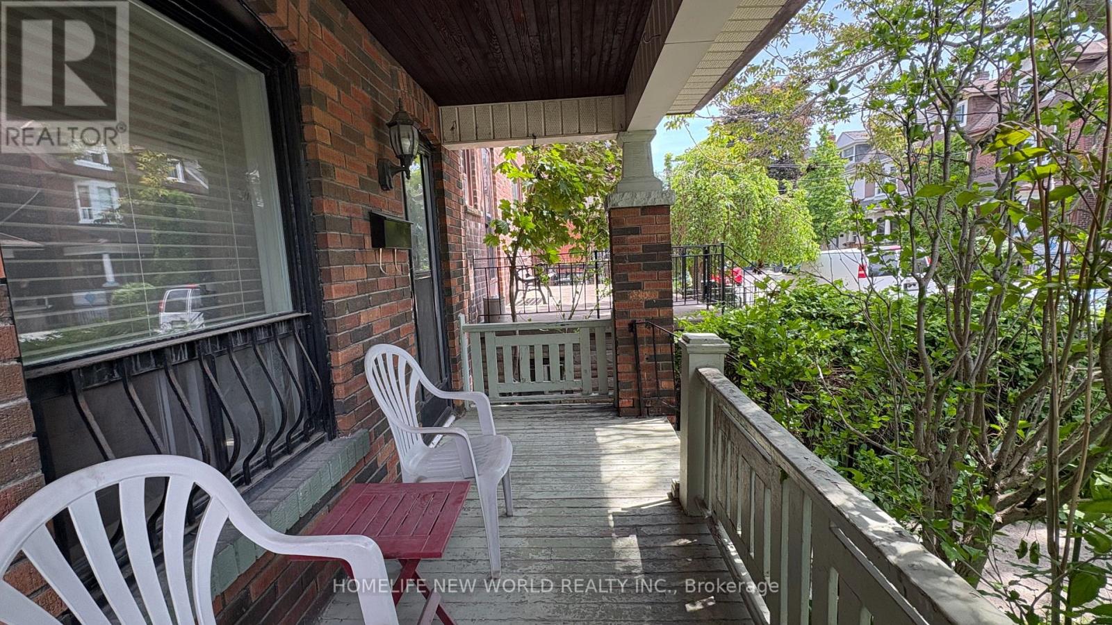 8 BURNFIELD AVENUE - 3