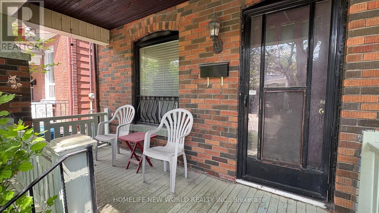 8 BURNFIELD AVENUE - 4