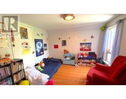 8 Burnfield Avenue, Toronto, ON M6G1Y5 Photo 21