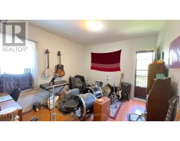 8 Burnfield Avenue, Toronto, ON M6G1Y5 Photo 24