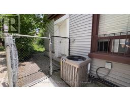 8 Burnfield Avenue, Toronto, ON M6G1Y5 Photo 34